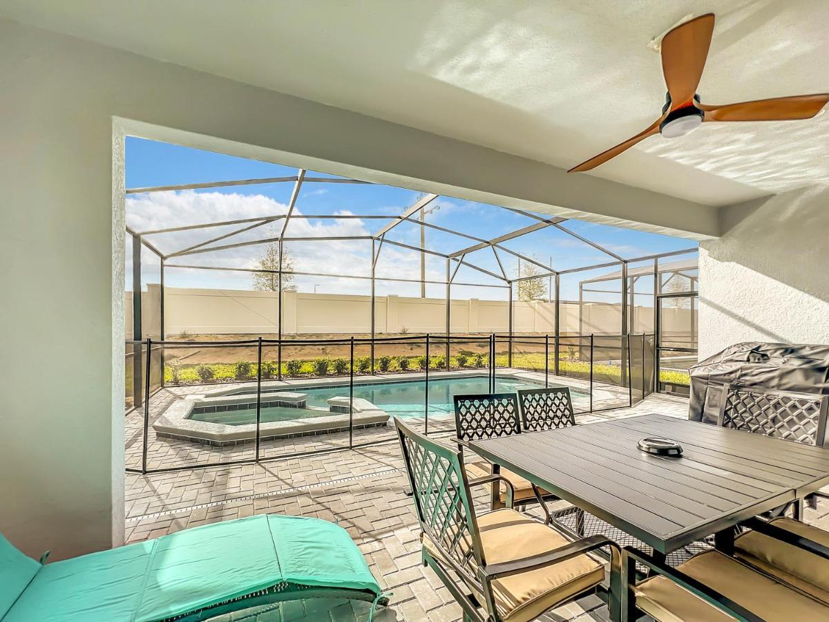 Windsor Island Vacation Pool Home Дейвънпорт Екстериор снимка