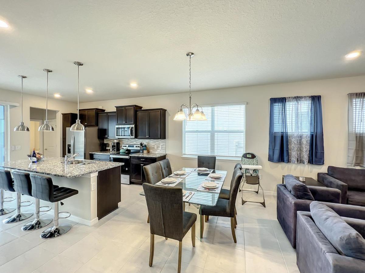Windsor Island Vacation Pool Home Дейвънпорт Екстериор снимка