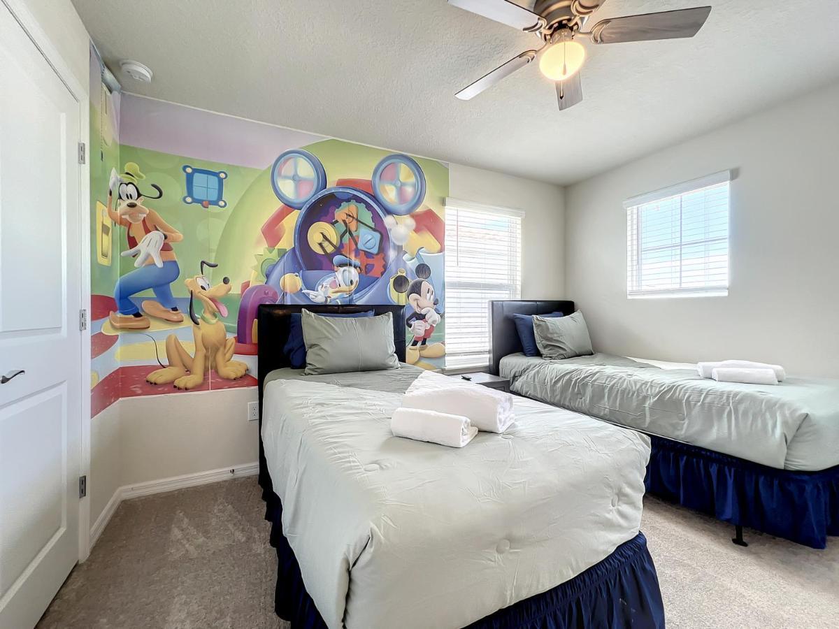 Windsor Island Vacation Pool Home Дейвънпорт Екстериор снимка